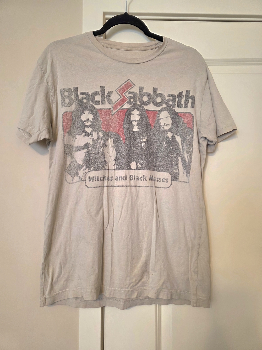 Black Sabbath Graphic Tee - Pale Gray Band T-Shirt